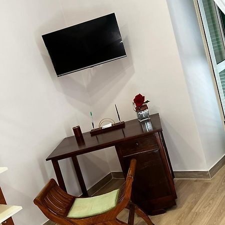 דירות נאפולי A Casa E Mamma' מראה חיצוני תמונה