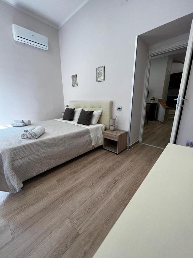 דירות נאפולי A Casa E Mamma' מראה חיצוני תמונה